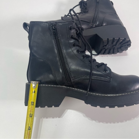 Madden Girl Women Carra Black Chunky Ankle Boots 9M Goth Emo Punk Moto Biker - Picture 4 of 7